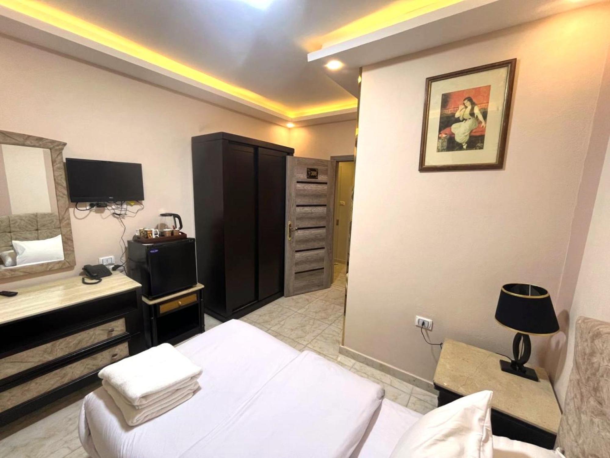 Nun Pyramids Hotel Kafret el-Gabal Room photo