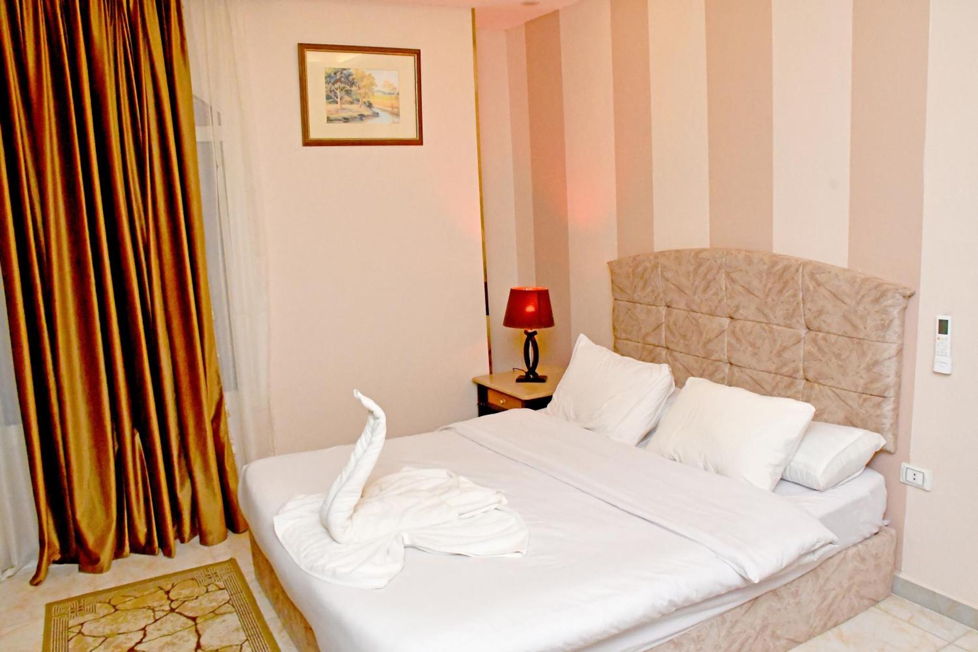 Nun Pyramids Hotel Kafret el-Gabal Room photo