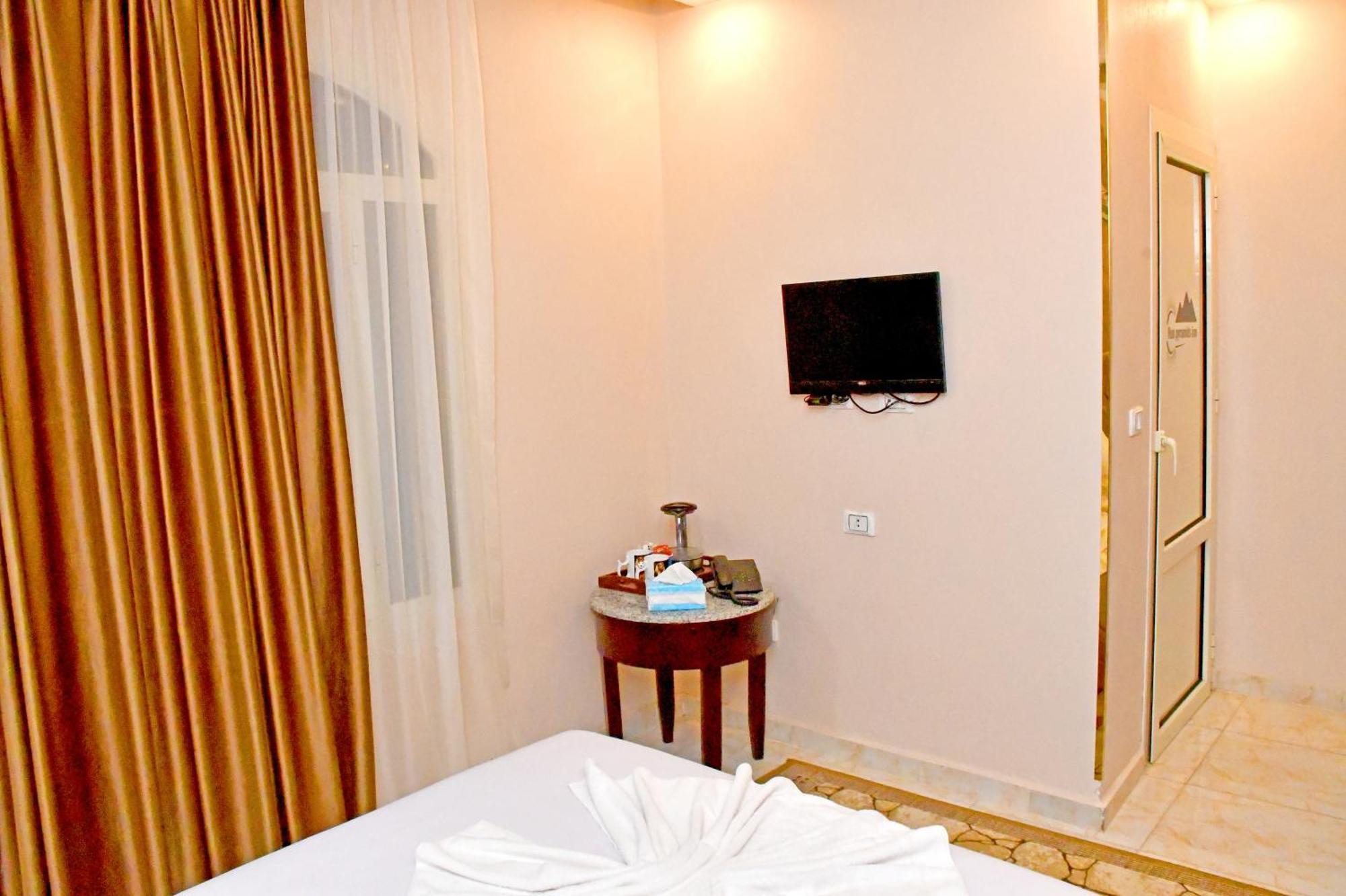 Nun Pyramids Hotel Kafret el-Gabal Room photo