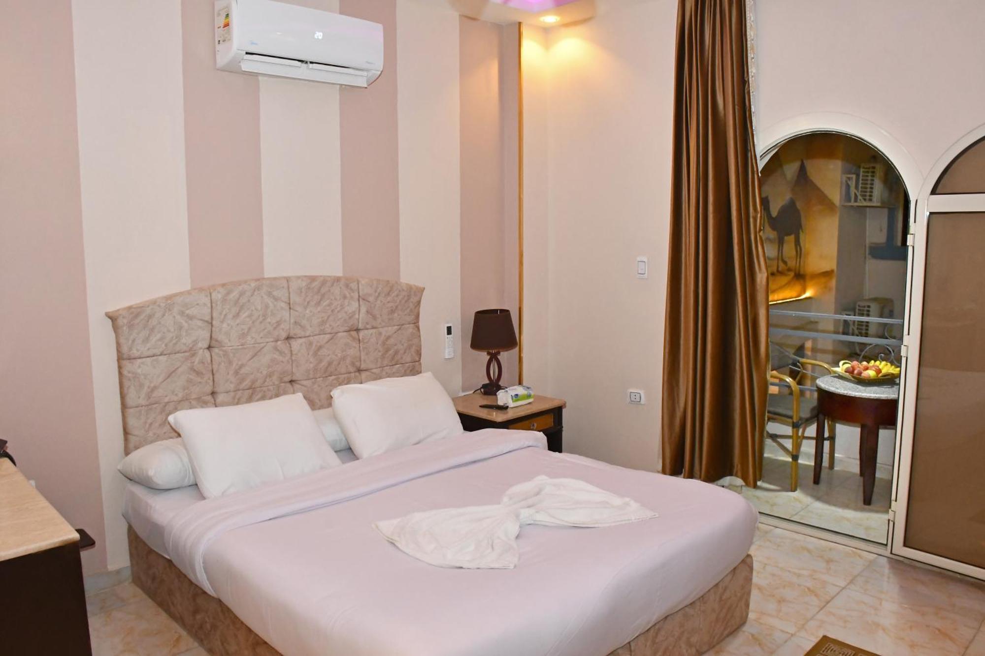 Nun Pyramids Hotel Kafret el-Gabal Exterior photo
